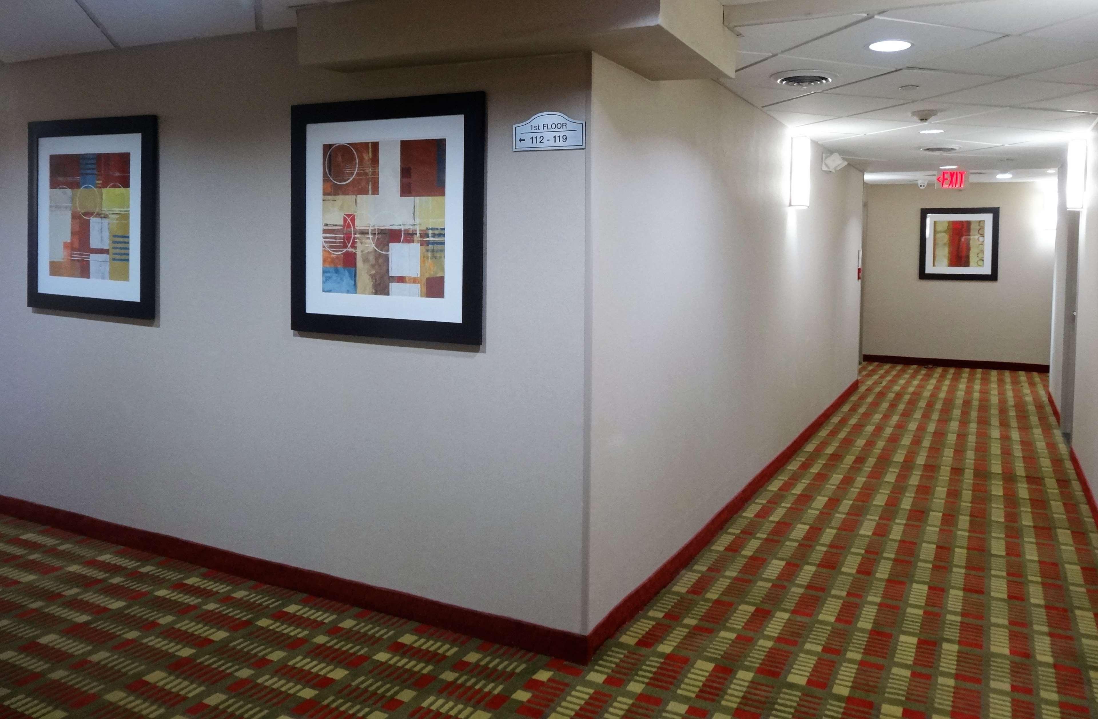 Best Western Plus Bowmanville Exterior foto