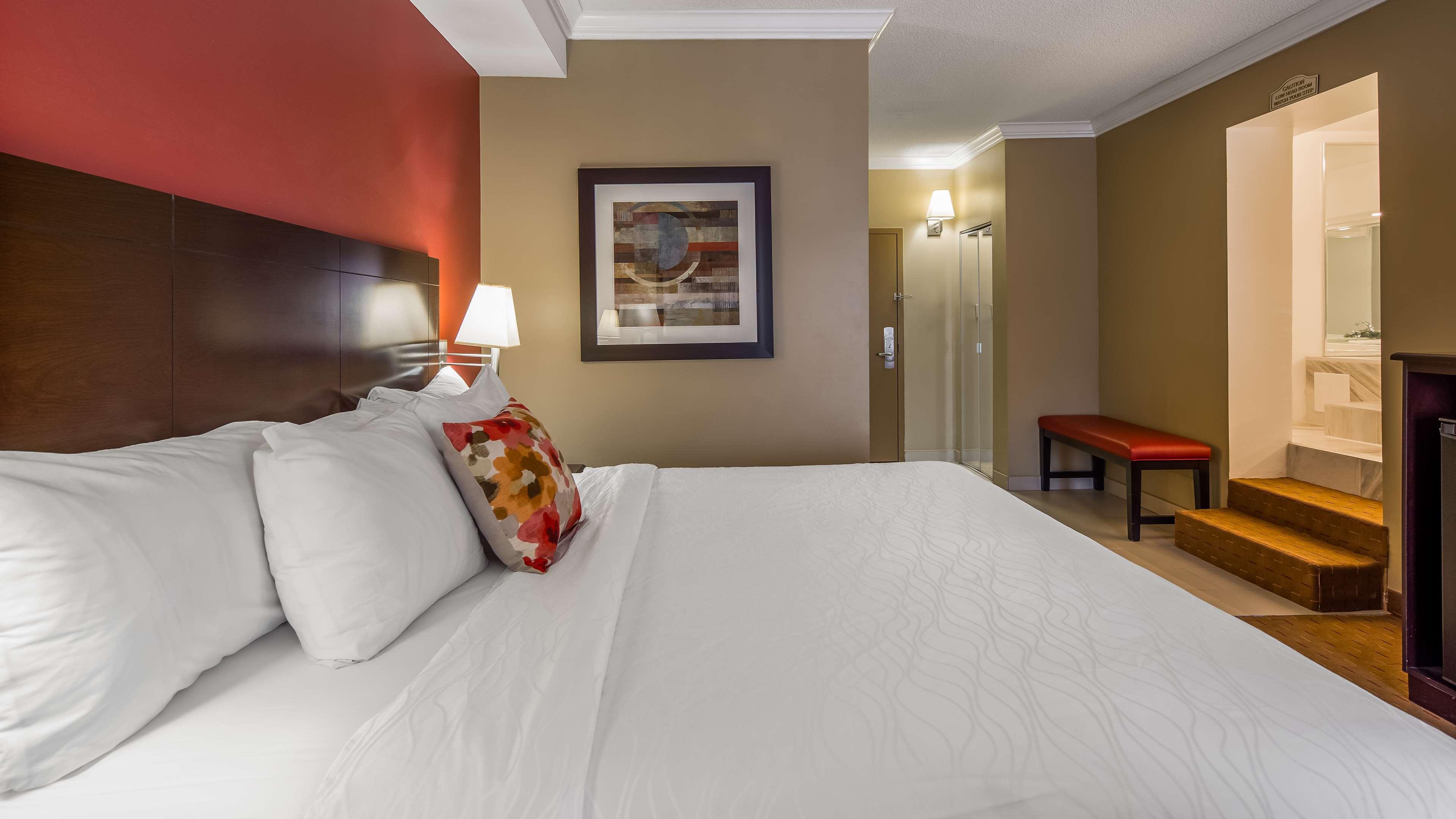 Best Western Plus Bowmanville Exterior foto